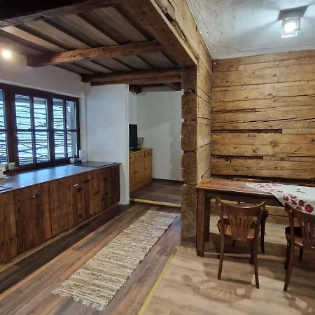 Chalupky * Zázrivá